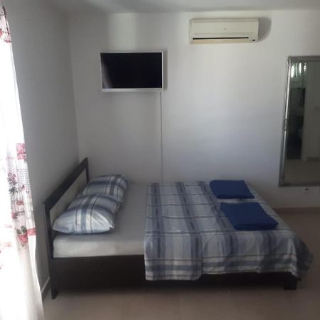 Studio Apartman Labrador Водице Екстер'єр фото