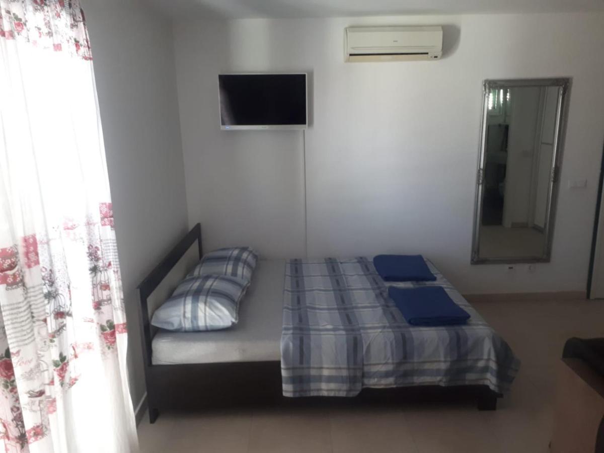 Studio Apartman Labrador Водице Екстер'єр фото